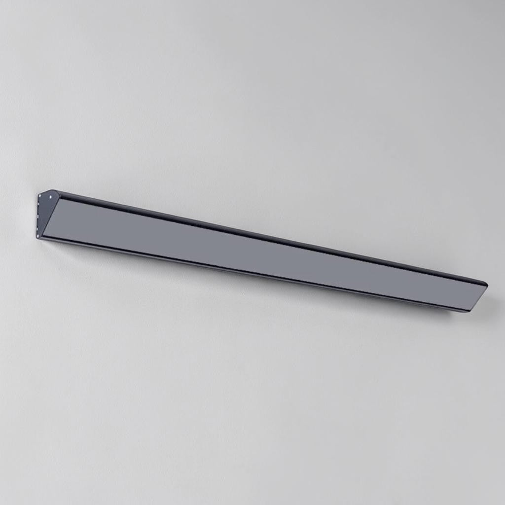 AuraGuard LED Outdoor Wall Light - Waterproof and Energy Efficient