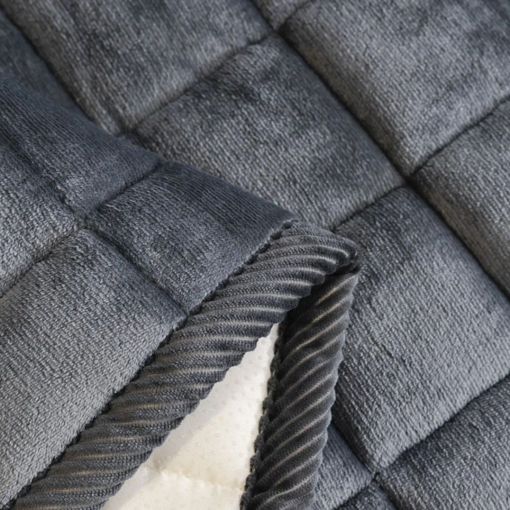 Quilted Sofa Cover Mat – Non-Slip & Pet Scratch Resistant
