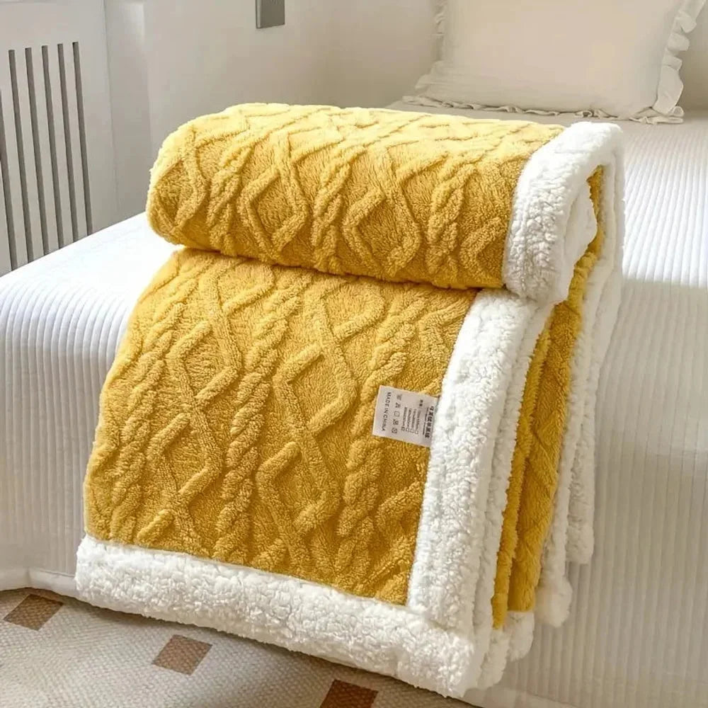 Reversible Sherpa Fleece Blanket – Soft & Warm Throw