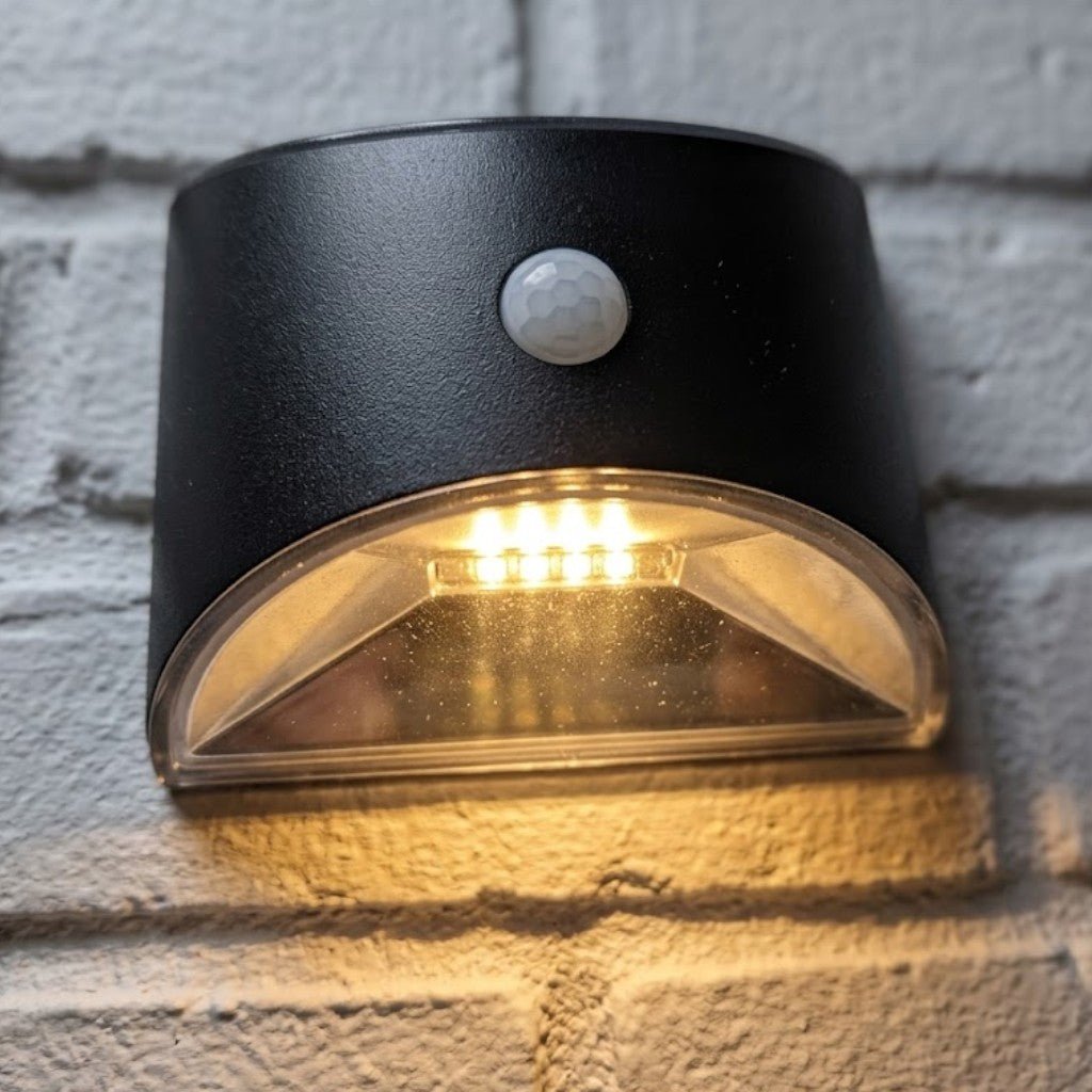 Solar Outdoor Garden Wall Light PIR Motion Sensor IP65 Waterproof Lamp