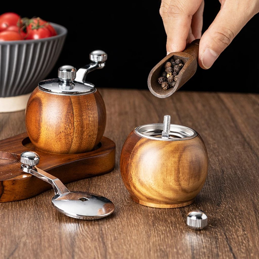 Nordic Salt and Pepper Mill Grinder Set Lattea