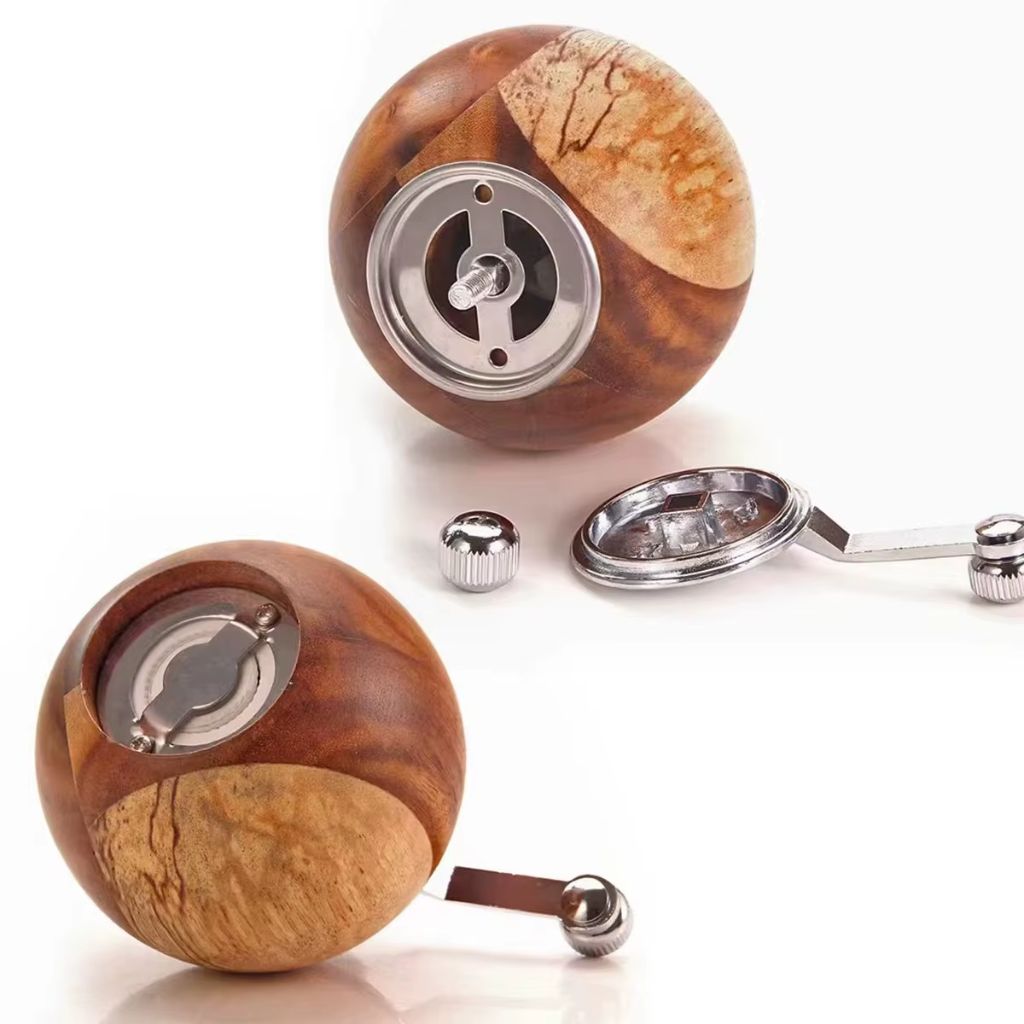 Nordic Salt and Pepper Mill Grinder Set Lattea