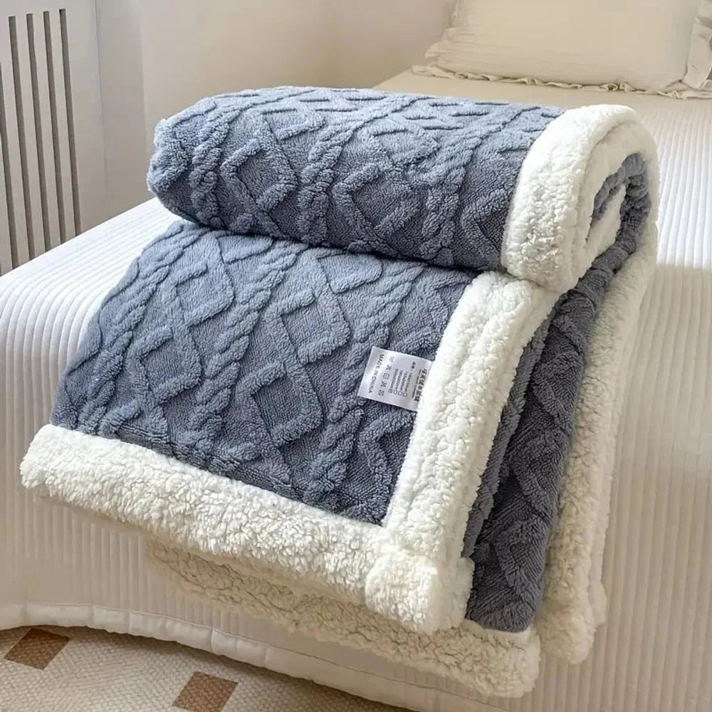 Reversible Sherpa Fleece Blanket – Soft & Warm Throw