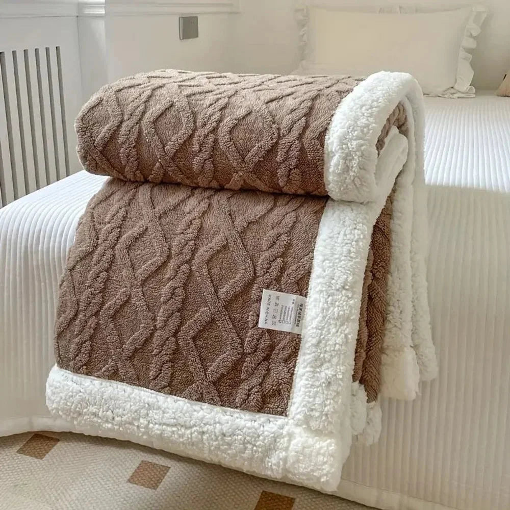 Reversible Sherpa Fleece Blanket – Soft & Warm Throw