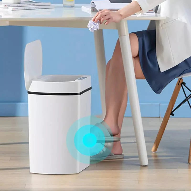 SmartWaste 15L - Automatic Sensor Trash Bin for Bathroom and Kitchen