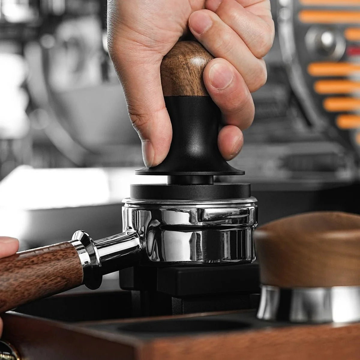 Spring Loaded MHW-3BOMBER Espresso Tamper